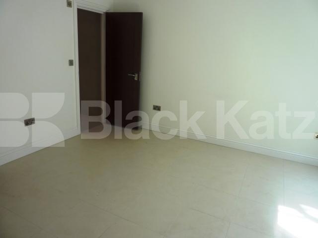 			3 BATHROOMS-2 TERRACES-A MUST SEE!, 4 Bedroom, 1 bath, 1 reception Mews House			 Charlton King Mews, KENTISH TOWN